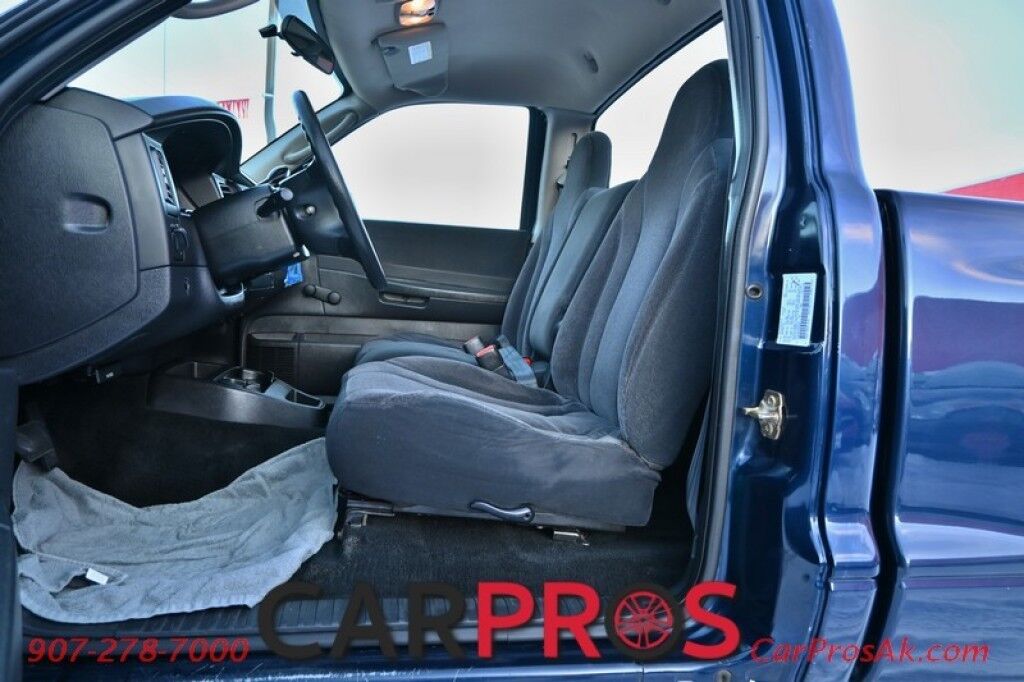 2004 Dodge Dakota SLT - 4X4 - Single Cab - 3.7L V6 - CD Player - A/C - Block Heater - Tow Package - Low Miles Anchorage AK