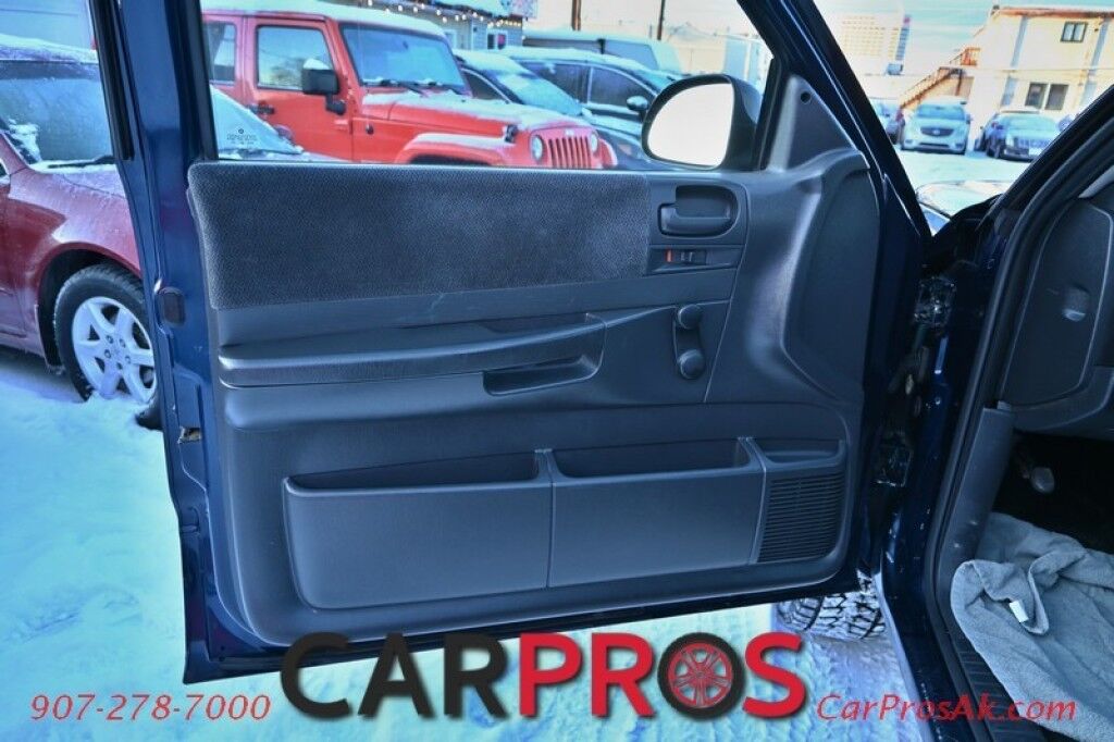 2004 Dodge Dakota SLT - 4X4 - Single Cab - 3.7L V6 - CD Player - A/C - Block Heater - Tow Package - Low Miles Anchorage AK