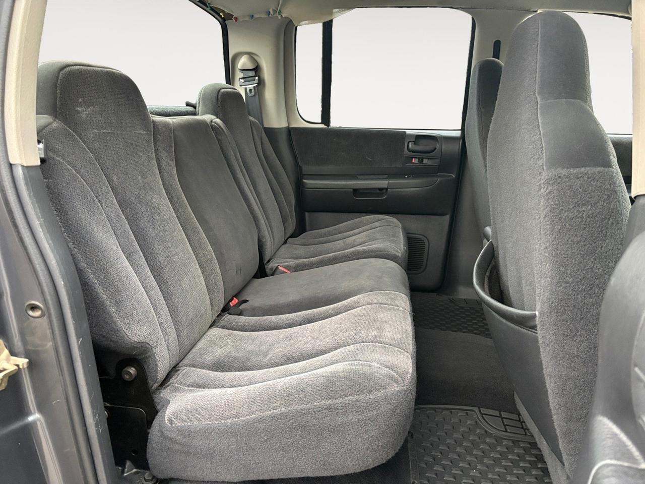 2004 Dodge Dakota SLT, BED LINER, REAR CORNER STEPS, SLIP FOLDING BENCH SEAT, LOW MILES FOR THIS TRUCK, CLEAN CAR FAX, COME SEE THIS TRUCK TODAY! Virginia Beach VA