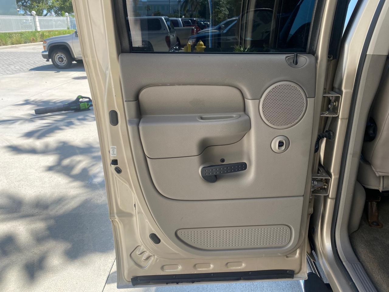 2004 Dodge Ram 1500 SLT CREW CAB 45,173 1 OWNER Pompano Beach FL