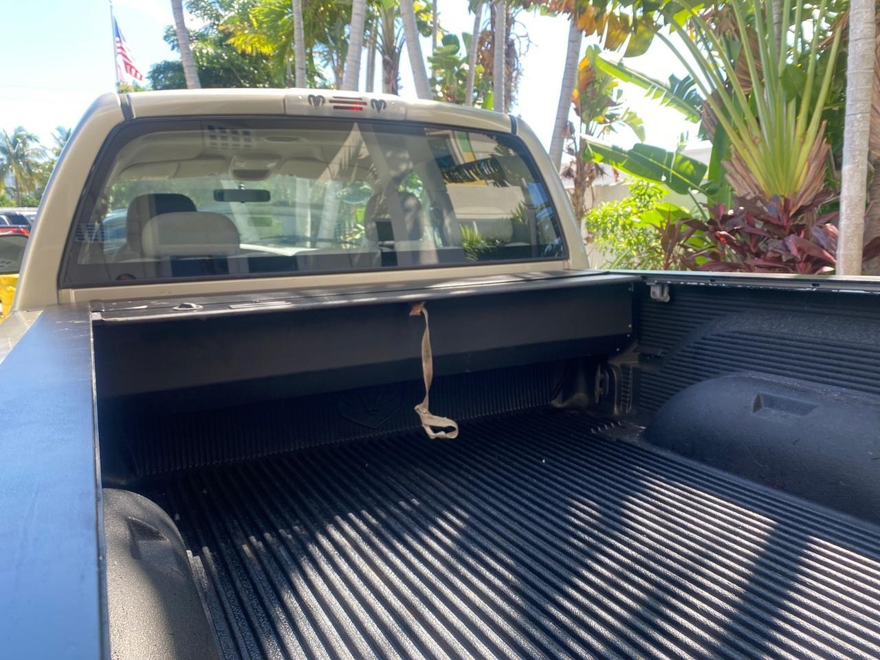 2004 Dodge Ram 1500 SLT CREW CAB 45,173 1 OWNER Pompano Beach FL