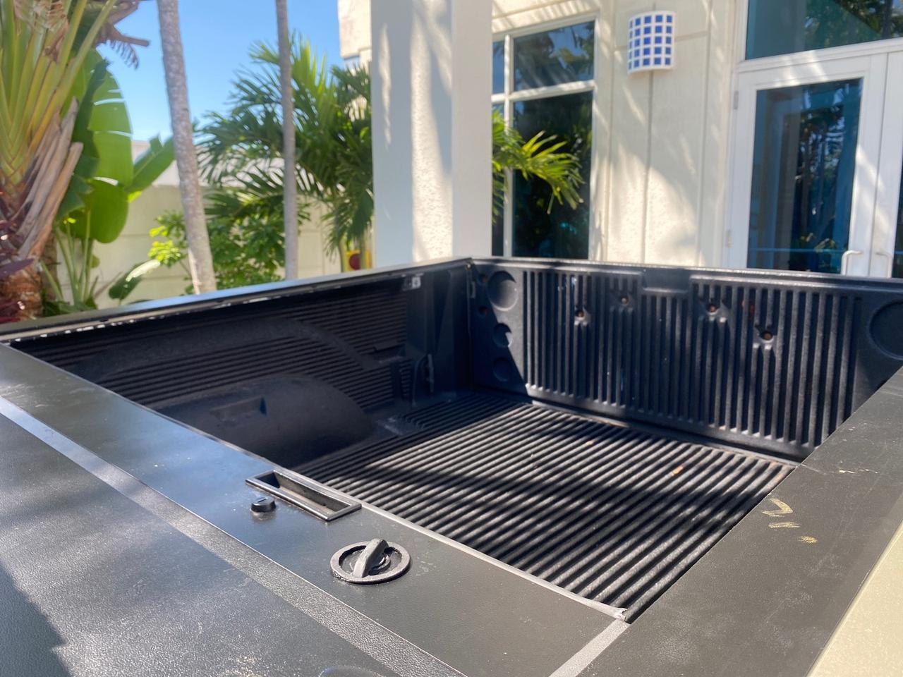 2004 Dodge Ram 1500 SLT CREW CAB 45,173 1 OWNER Pompano Beach FL