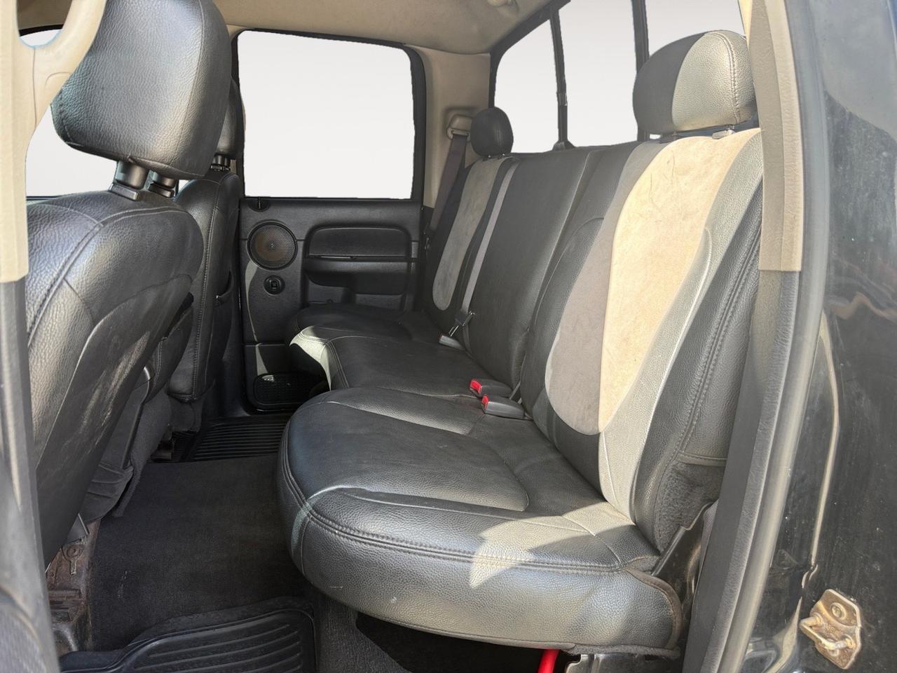 2004 Dodge Ram 2500 SLT crew cab 4x4 5.9L CUMMINS DIESEL, AFTER MARKET RADIO, BLUETOOTH, LONG BED, TOW PACKAGE, SLIDING REAR WINDOW, POWER MIRRORS, ALL WEATHER FLOOR MATS, LOW MILES! Norfolk VA