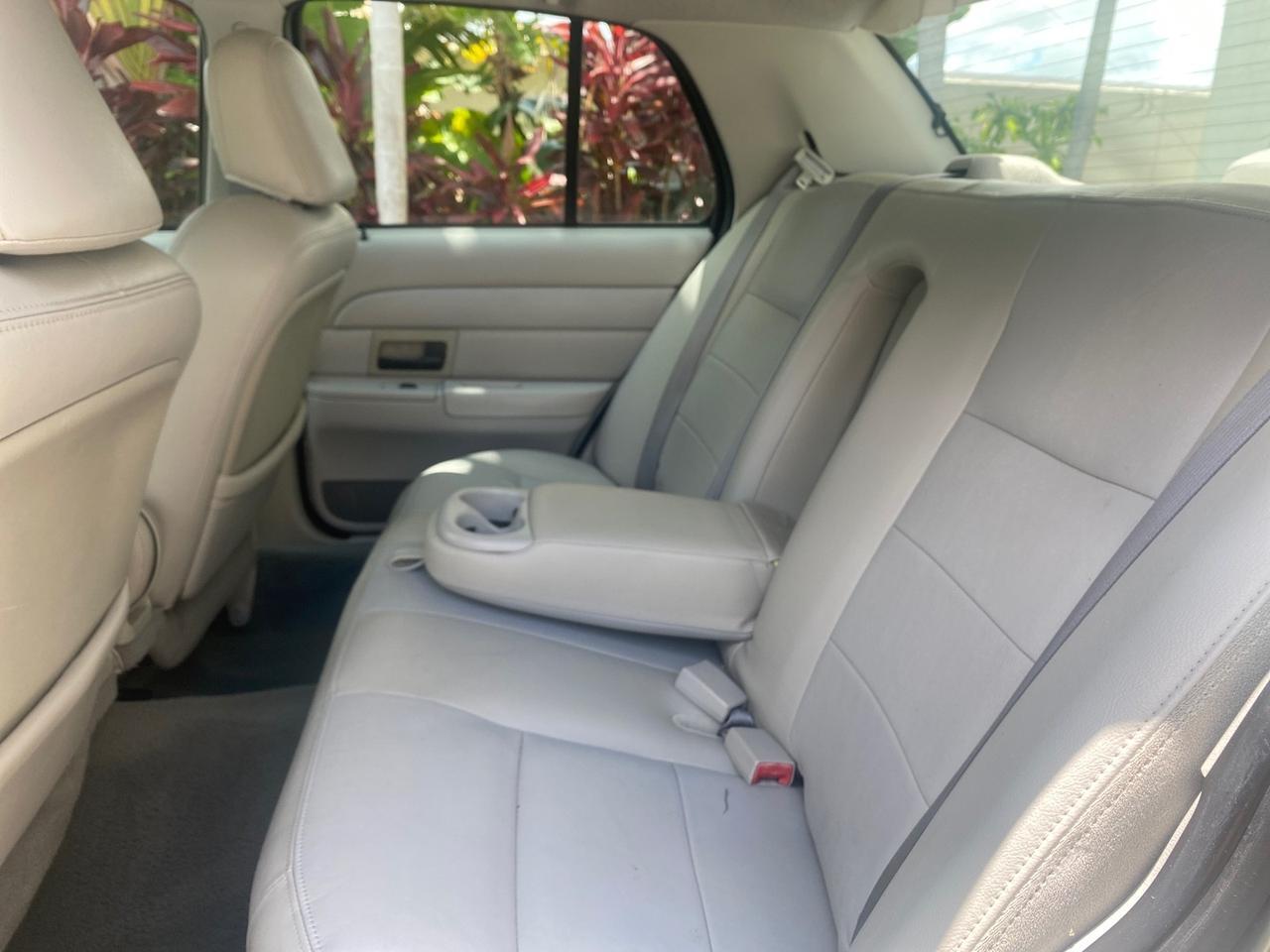 2004 Ford Crown Victoria LX Sport LOW MILES 75,511 FL Pompano Beach FL