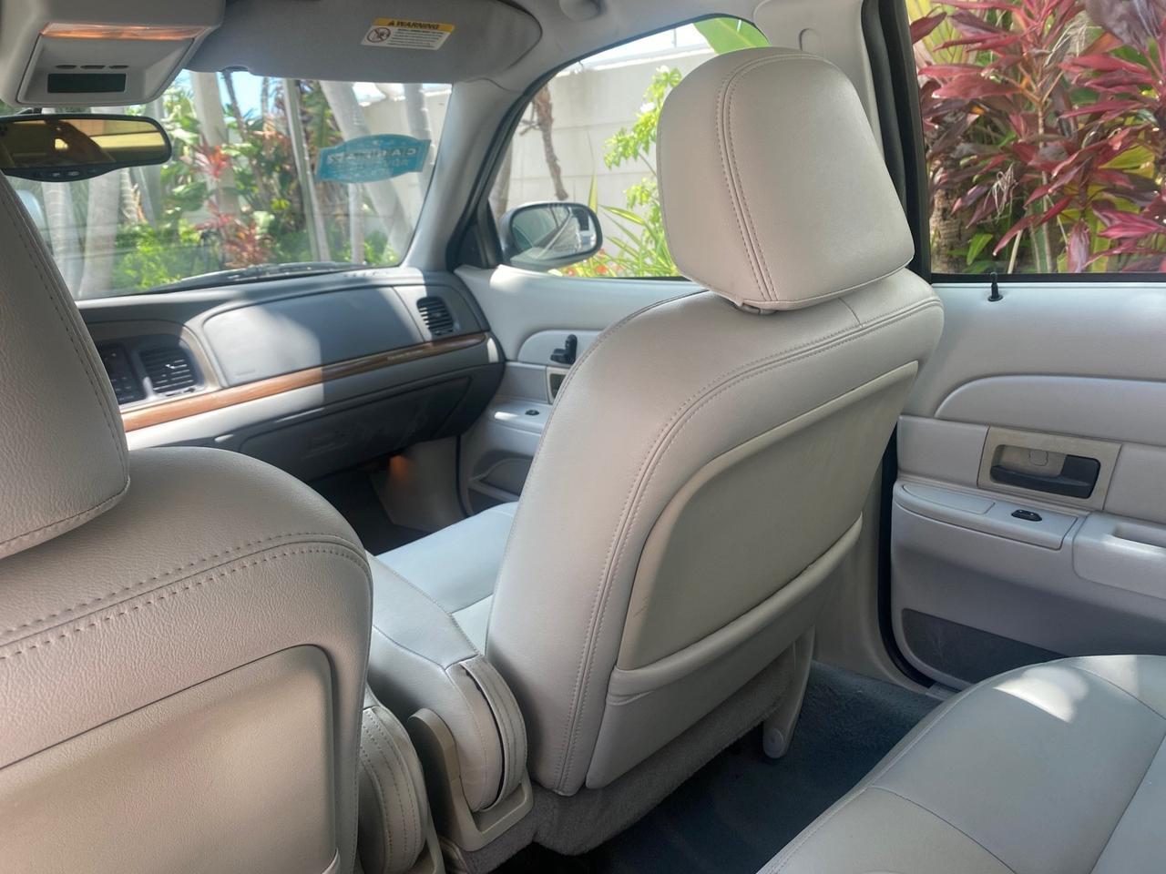 2004 Ford Crown Victoria LX Sport LOW MILES 75,511 FL Pompano Beach FL