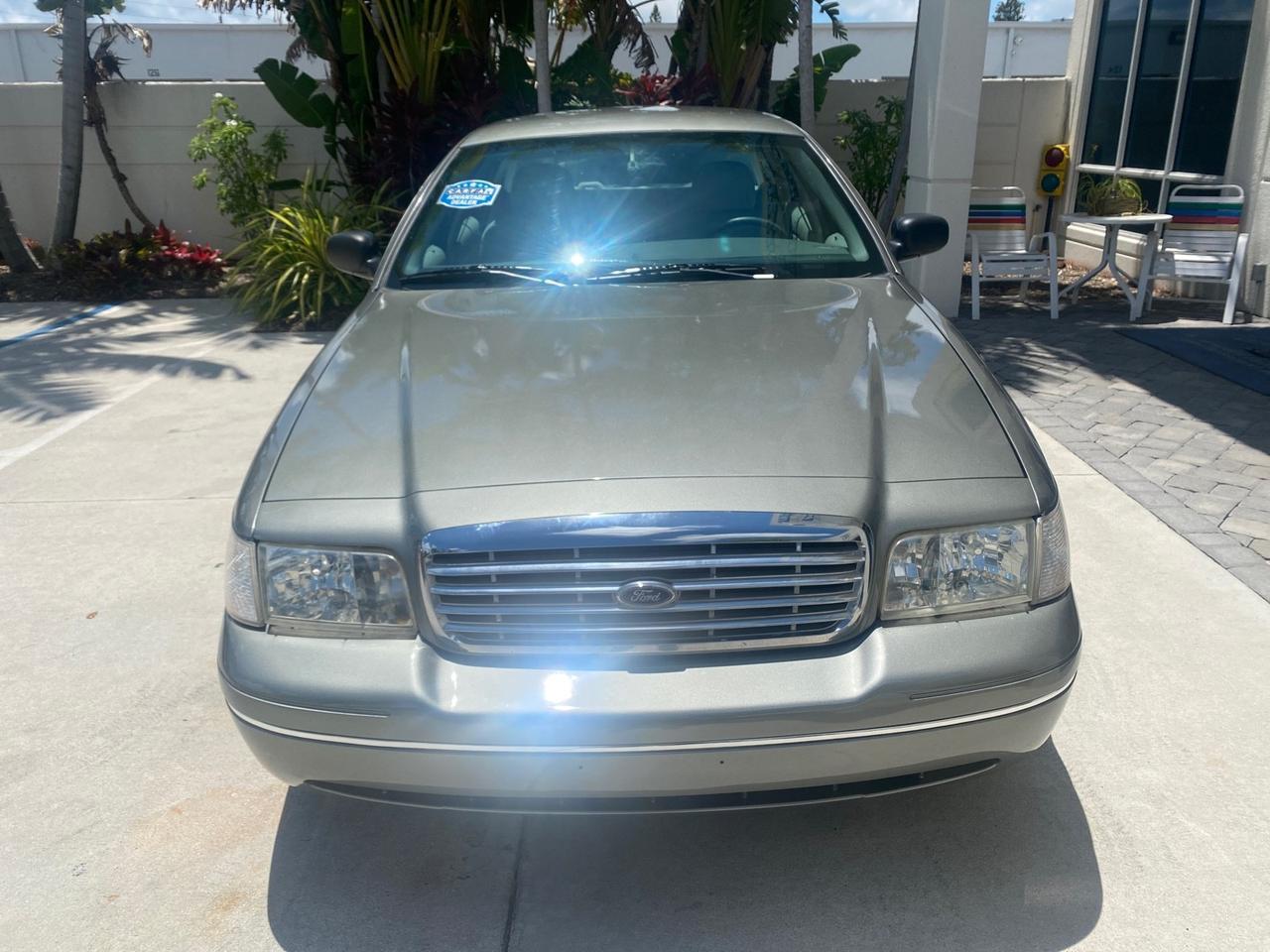 2004 Ford Crown Victoria LX Sport LOW MILES 75,511 FL Pompano Beach FL
