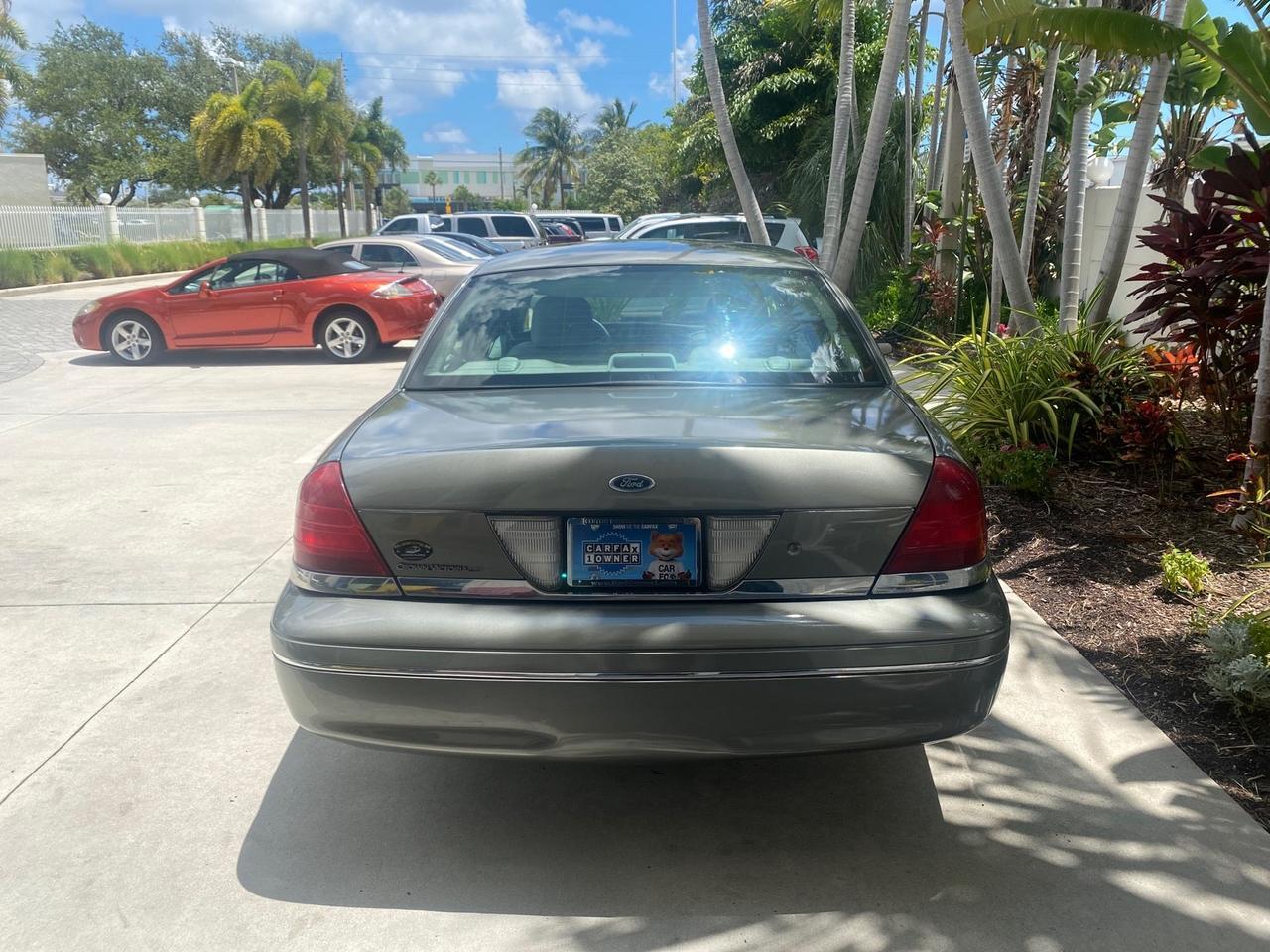 2004 Ford Crown Victoria LX Sport LOW MILES 75,511 FL Pompano Beach FL