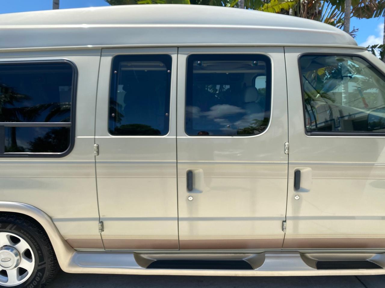 2004 Ford Econoline HIGH TOP CONVERSION VAN 1 OWNER LOW MILES 37,883 Pompano Beach FL