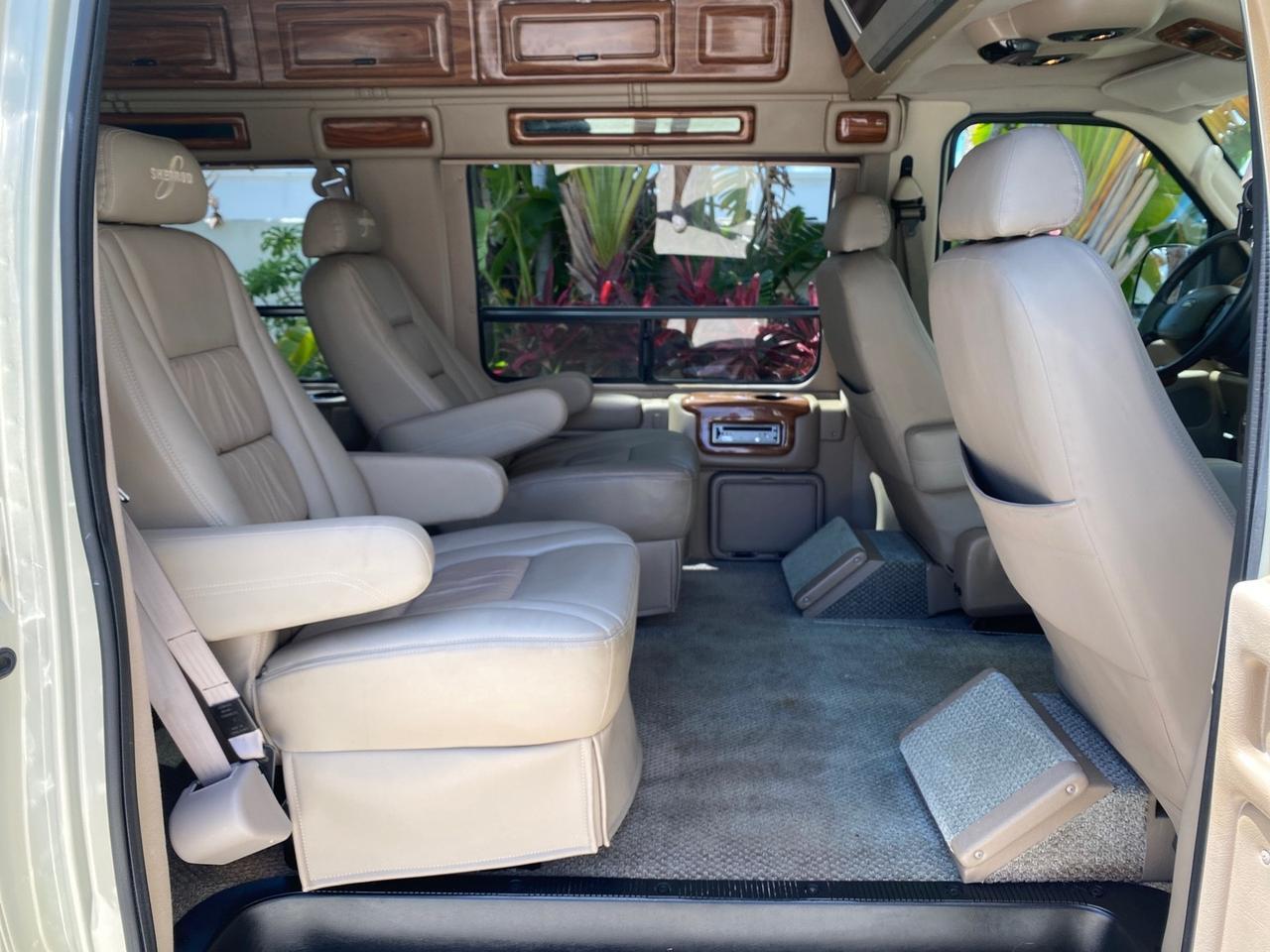 2004 Ford Econoline HIGH TOP CONVERSION VAN 1 OWNER LOW MILES 37,883 Pompano Beach FL