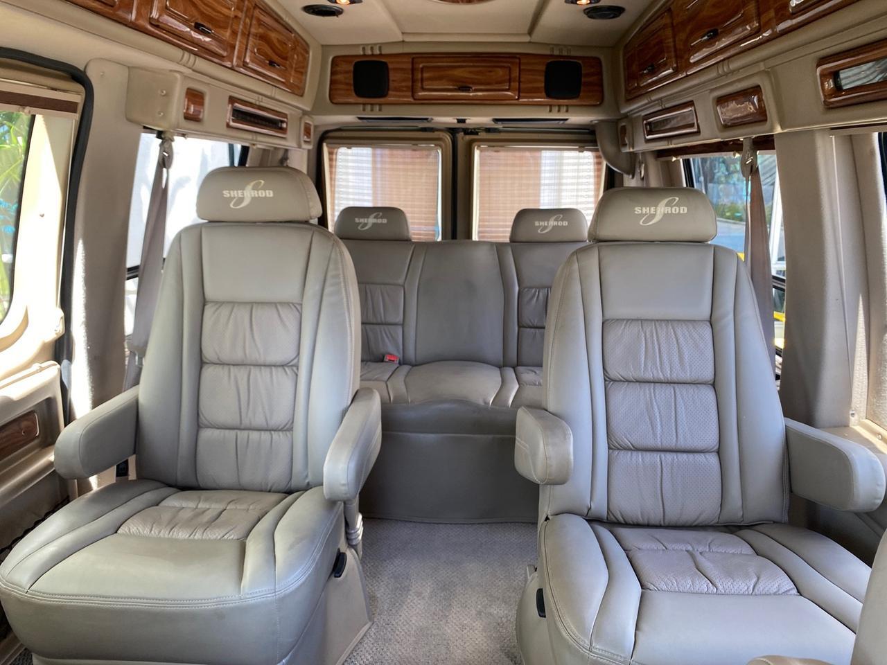 2004 Ford Econoline HIGH TOP CONVERSION VAN 1 OWNER LOW MILES 37,883 Pompano Beach FL