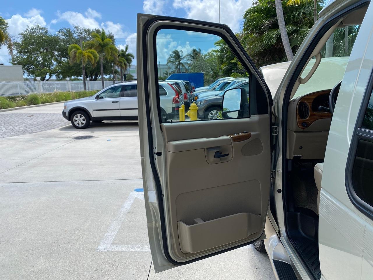 2004 Ford Econoline HIGH TOP CONVERSION VAN 1 OWNER LOW MILES 37,883 Pompano Beach FL