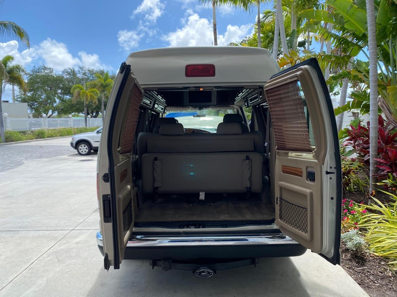 2004 Ford Econoline HIGH TOP CONVERSION VAN 1 OWNER LOW MILES 37,883 Pompano Beach FL