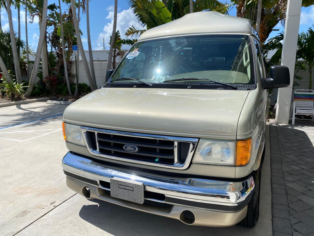 2004 Ford Econoline HIGH TOP CONVERSION VAN 1 OWNER LOW MILES 37,883 Pompano Beach FL