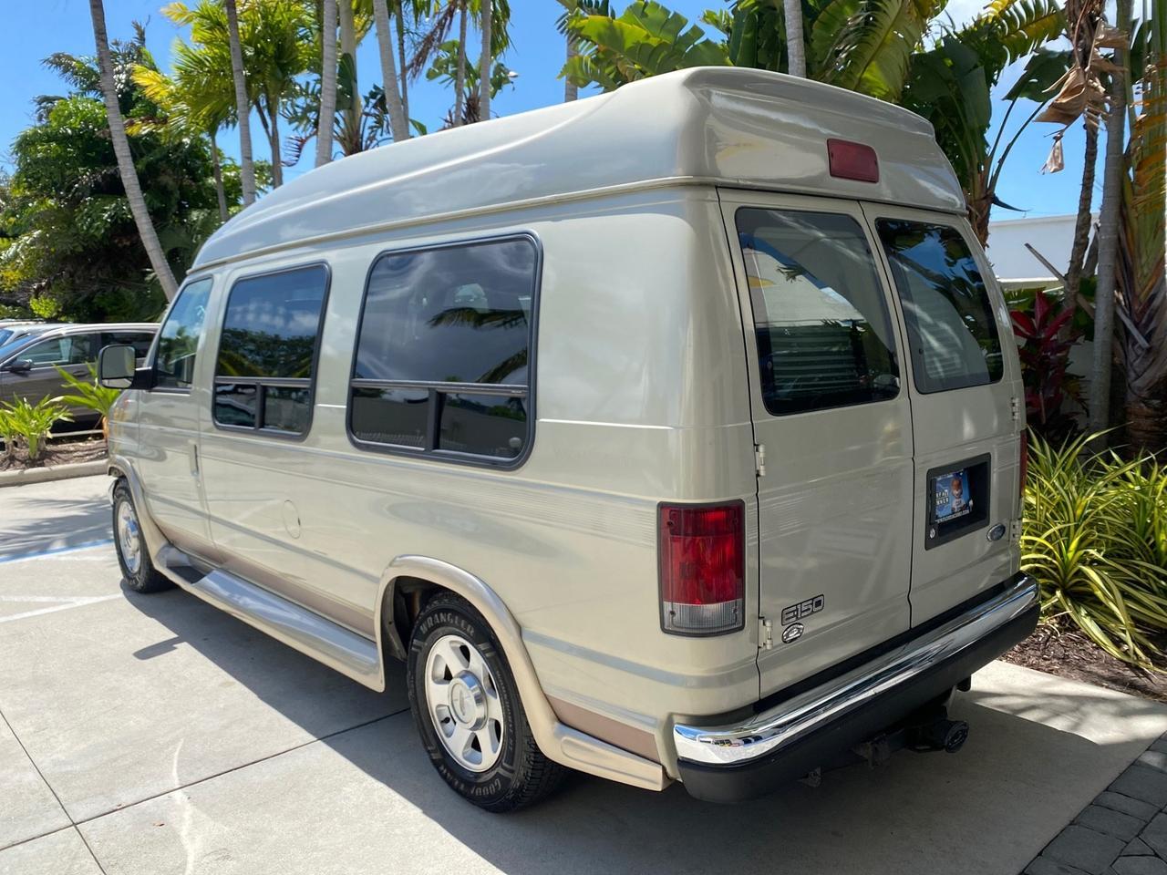 2004 Ford Econoline HIGH TOP CONVERSION VAN 1 OWNER LOW MILES 37,883 Pompano Beach FL