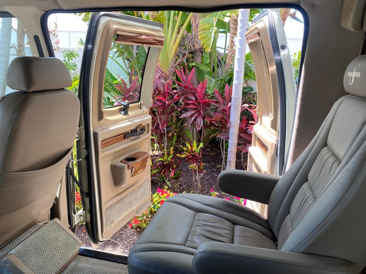 2004 Ford Econoline HIGH TOP CONVERSION VAN 1 OWNER LOW MILES 37,883 Pompano Beach FL