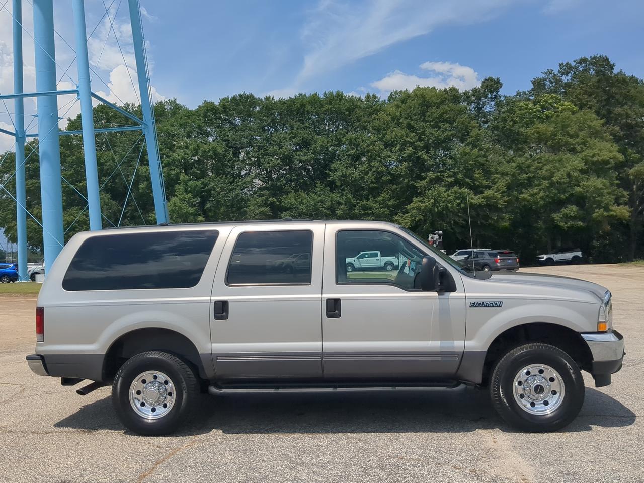 2004 Ford Excursion