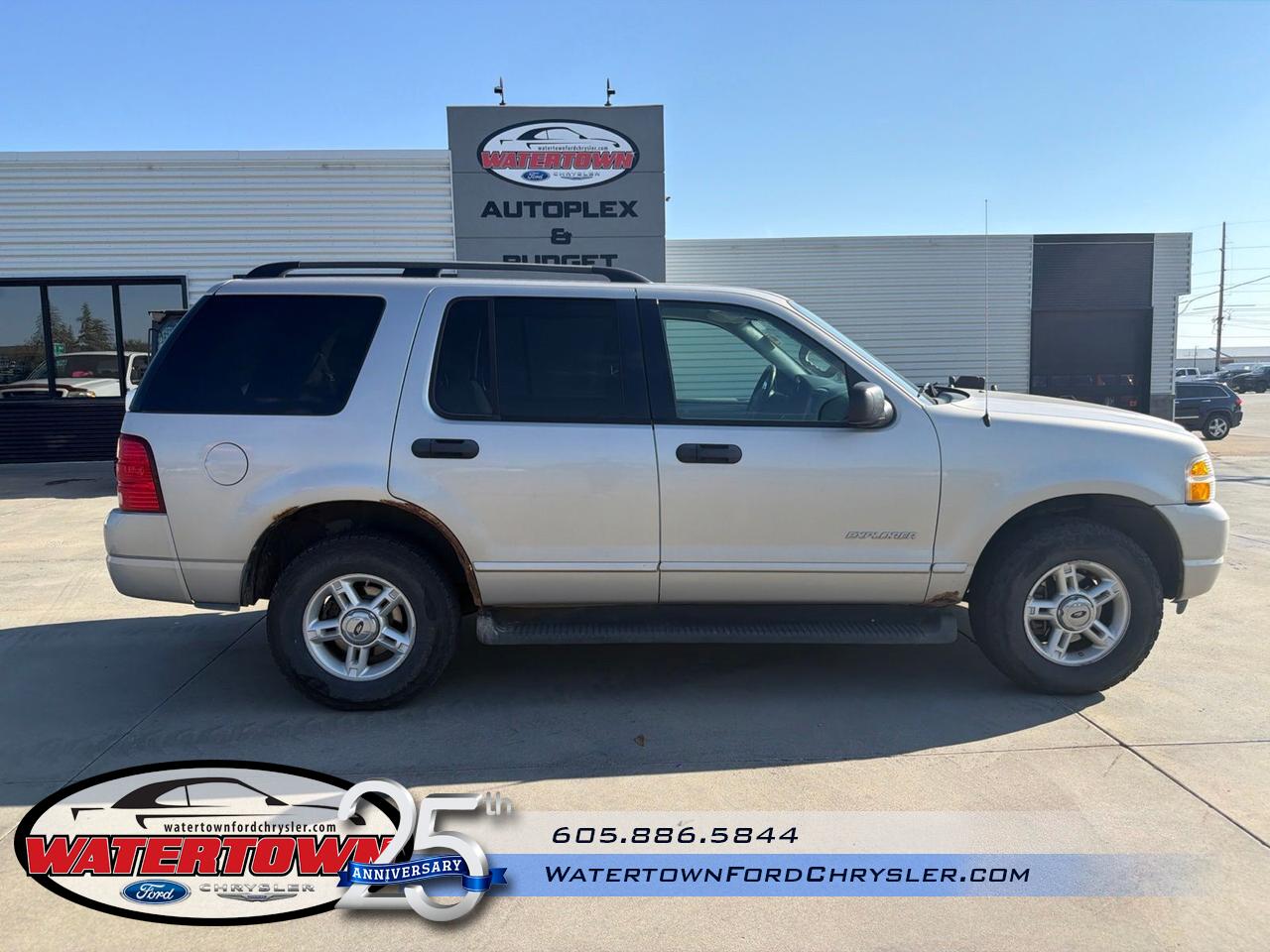 2004 Ford Explorer XLT