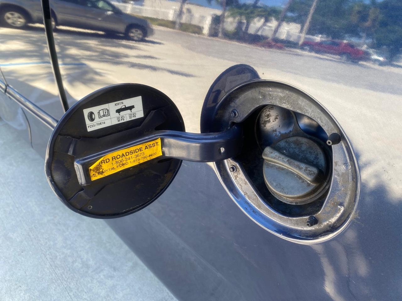 2004 Ford F-150 Heritage XLT LOW MILES 41,911 1 OWNER Pompano Beach FL