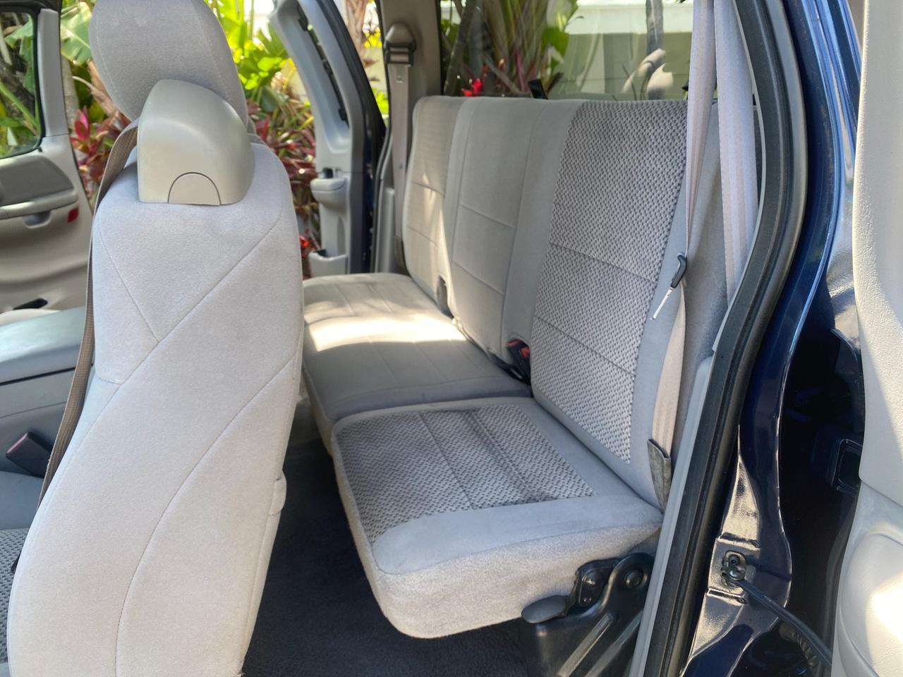 2004 Ford F-150 Heritage XLT LOW MILES 41,911 1 OWNER Pompano Beach FL