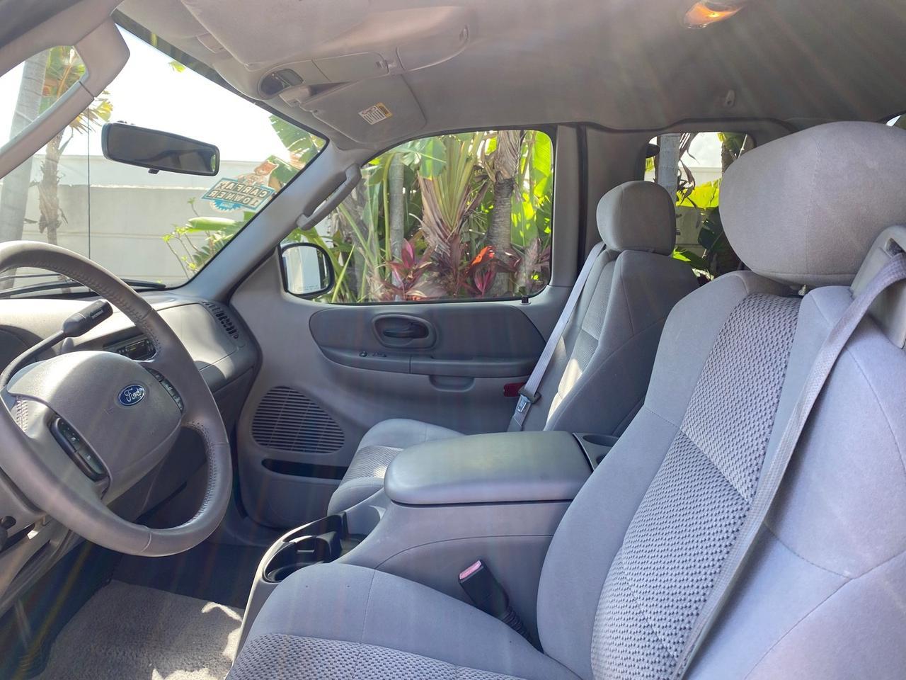 2004 Ford F-150 Heritage XLT LOW MILES 41,911 1 OWNER Pompano Beach FL