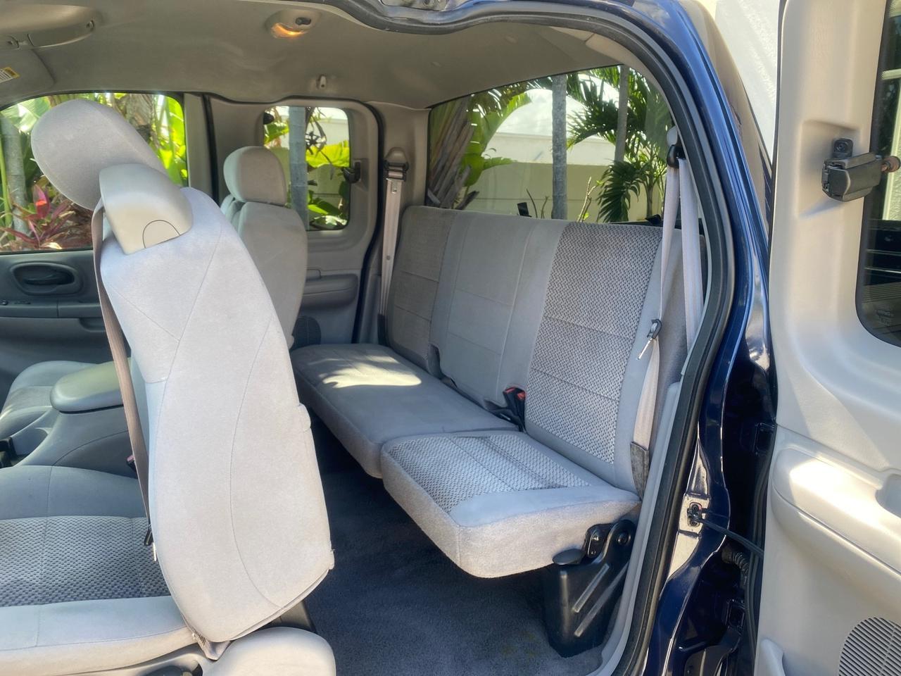 2004 Ford F-150 Heritage XLT LOW MILES 41,911 1 OWNER Pompano Beach FL