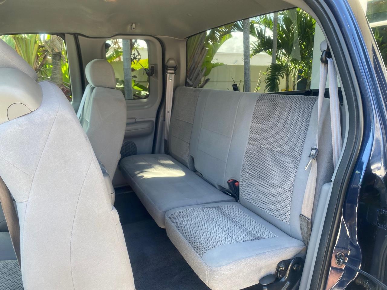 2004 Ford F-150 Heritage XLT LOW MILES 41,911 1 OWNER Pompano Beach FL