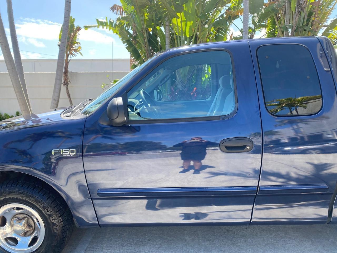 2004 Ford F-150 Heritage XLT LOW MILES 41,911 1 OWNER Pompano Beach FL