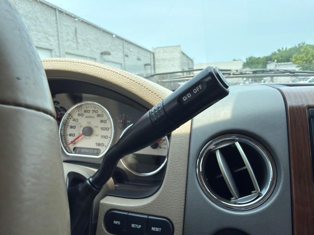 2004 Ford F-150 Lariat Fredericksburg VA