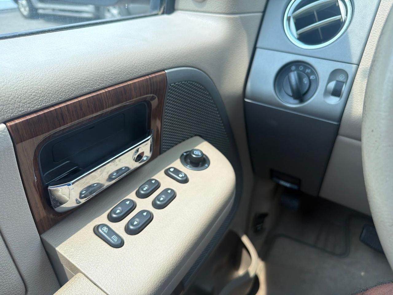 2004 Ford F-150 Lariat Fredericksburg VA