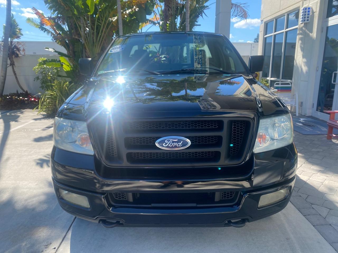 2004 Ford F-150 STX LOW MILES 46,755 4WD