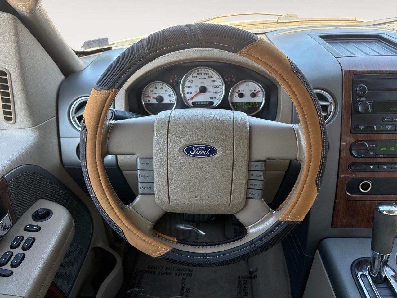 2004 Ford F-150 XLT, RUNNING BOARDS, TOW PACKAGE, REAR POWER SLIDING WINDOW, SUNROOF, SYNC BLUETOOTH, POWER SEATS, TINTED WINDOWS, CLEAN CARFAX, LOW MILES, THIS TRUCK IS STILL READY TO RIDE! Virginia Beach VA