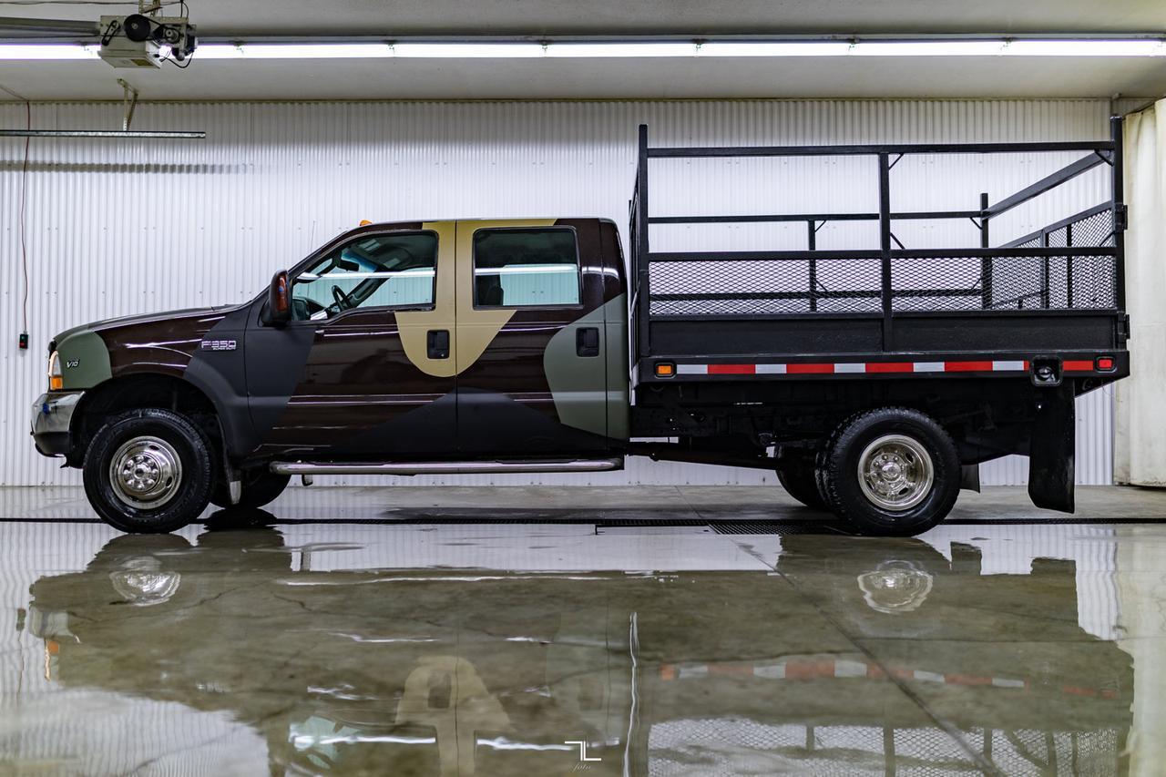 2004 Ford F-350 4x4 Crew Cab XLT Deck Dually Red Deer AB