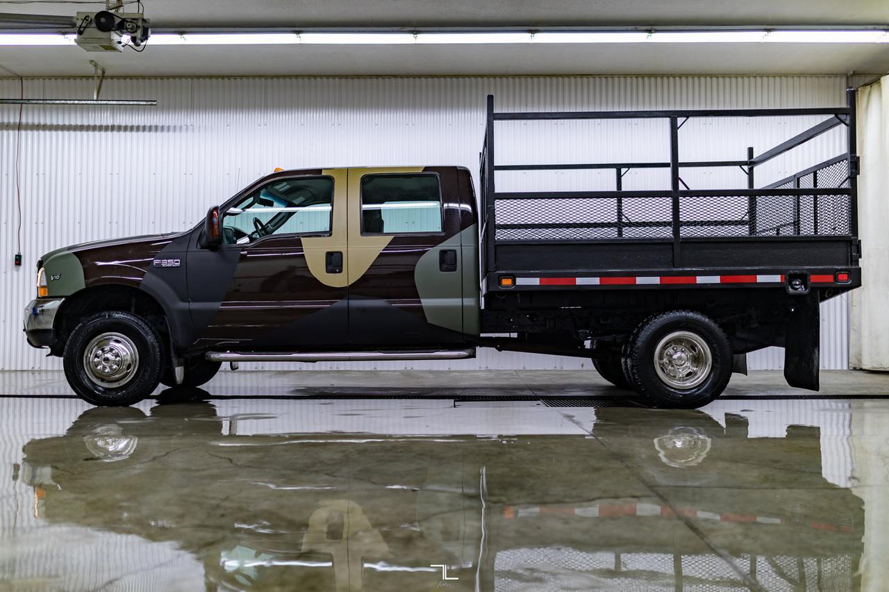 2004 Ford F-350 4x4 Crew Cab XLT Deck Dually Red Deer AB