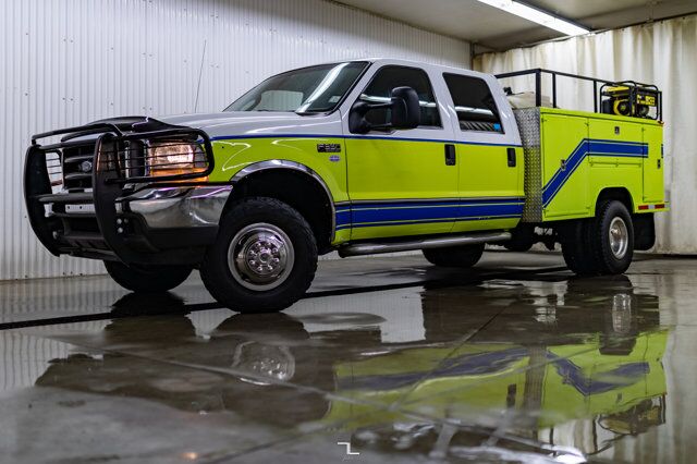 2004 Ford F-350 4x4 Crew Cab XLT Service Red Deer AB