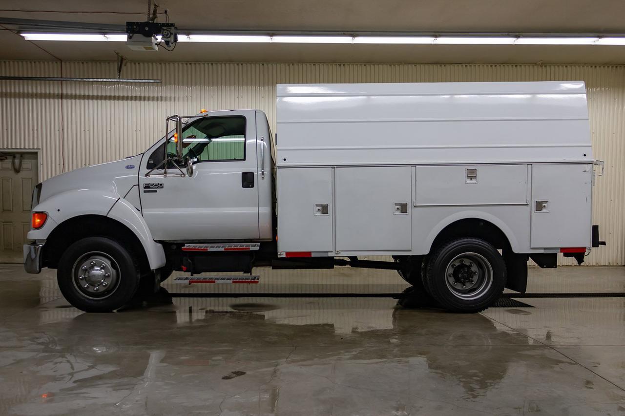 2004 Ford F-650 4x2 Reg Cab XL Proloader DRW Diesel Red Deer AB