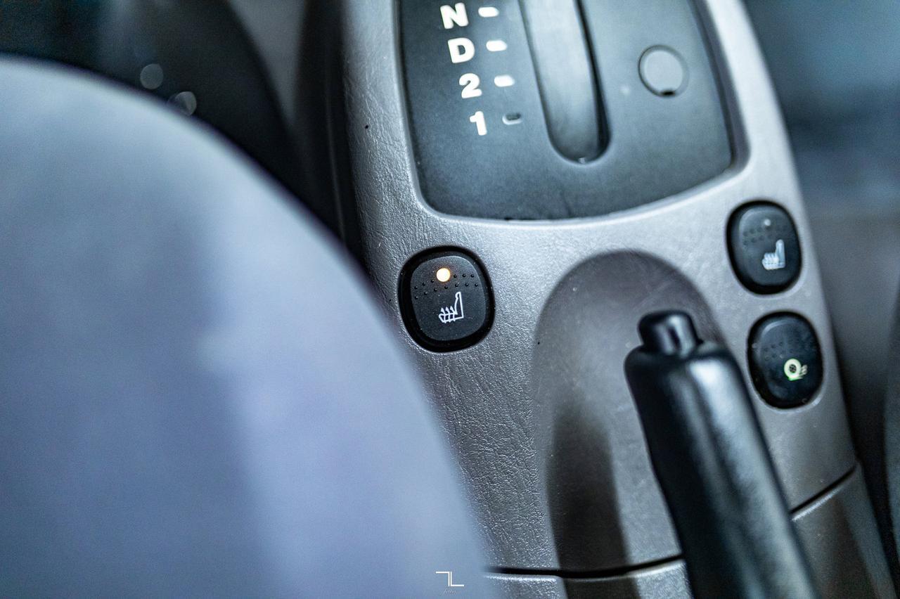 2004 Ford Focus ZTS Sedan Roof Red Deer AB