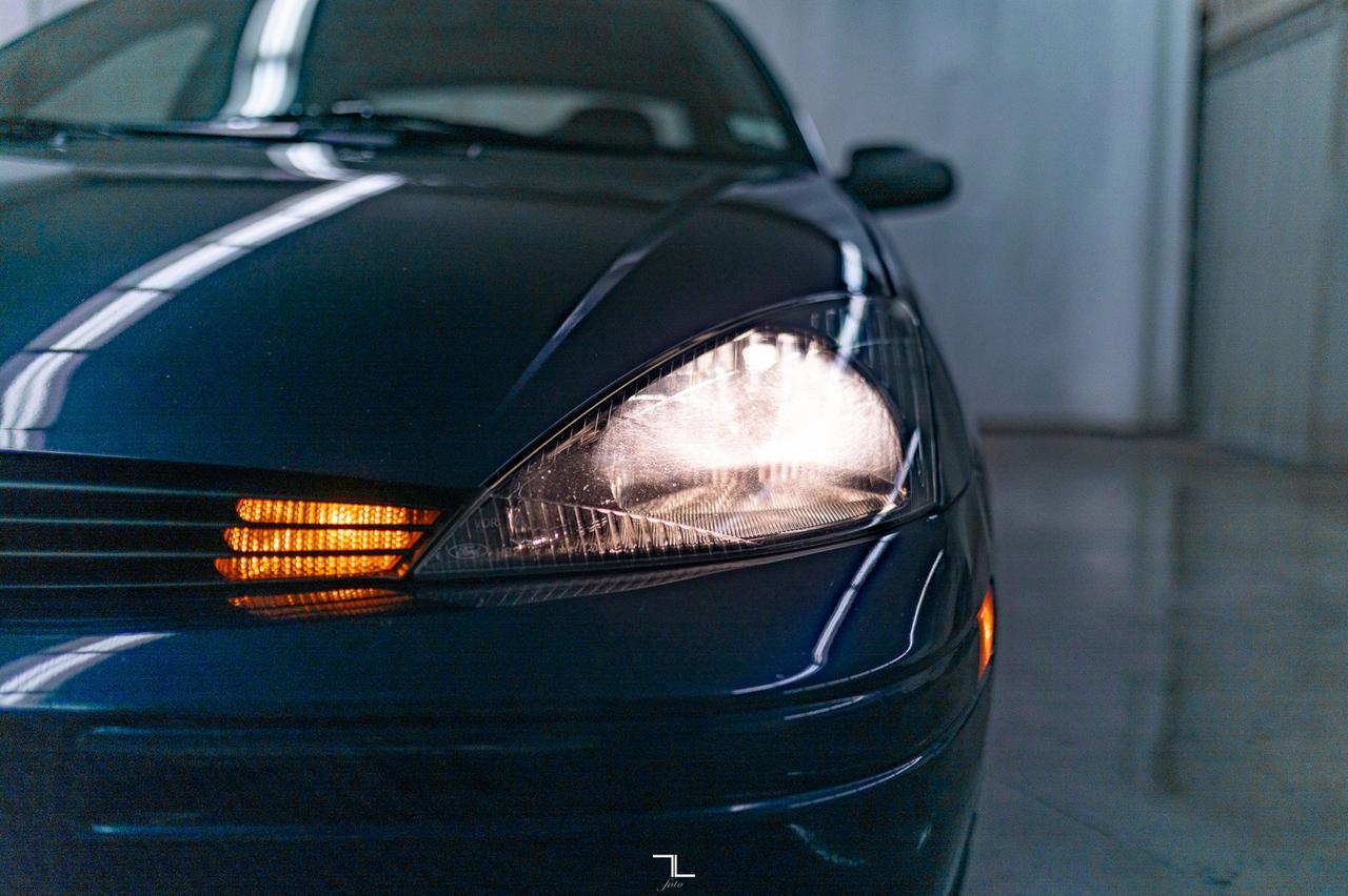 2004 Ford Focus ZTS Sedan Roof Red Deer AB