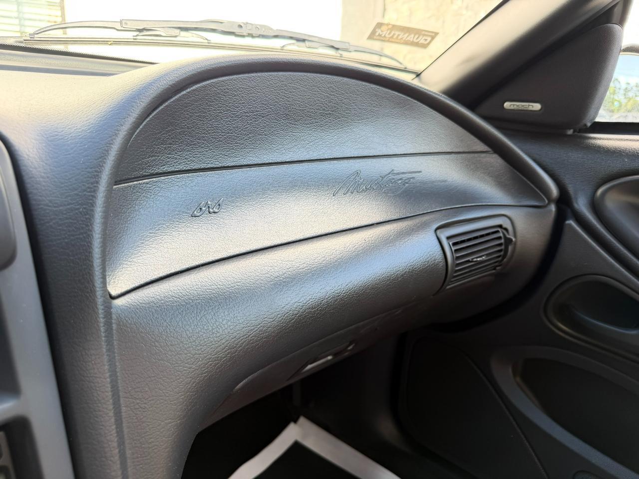 2004 Ford Mustang 2dr Conv Deluxe Jacksonville FL