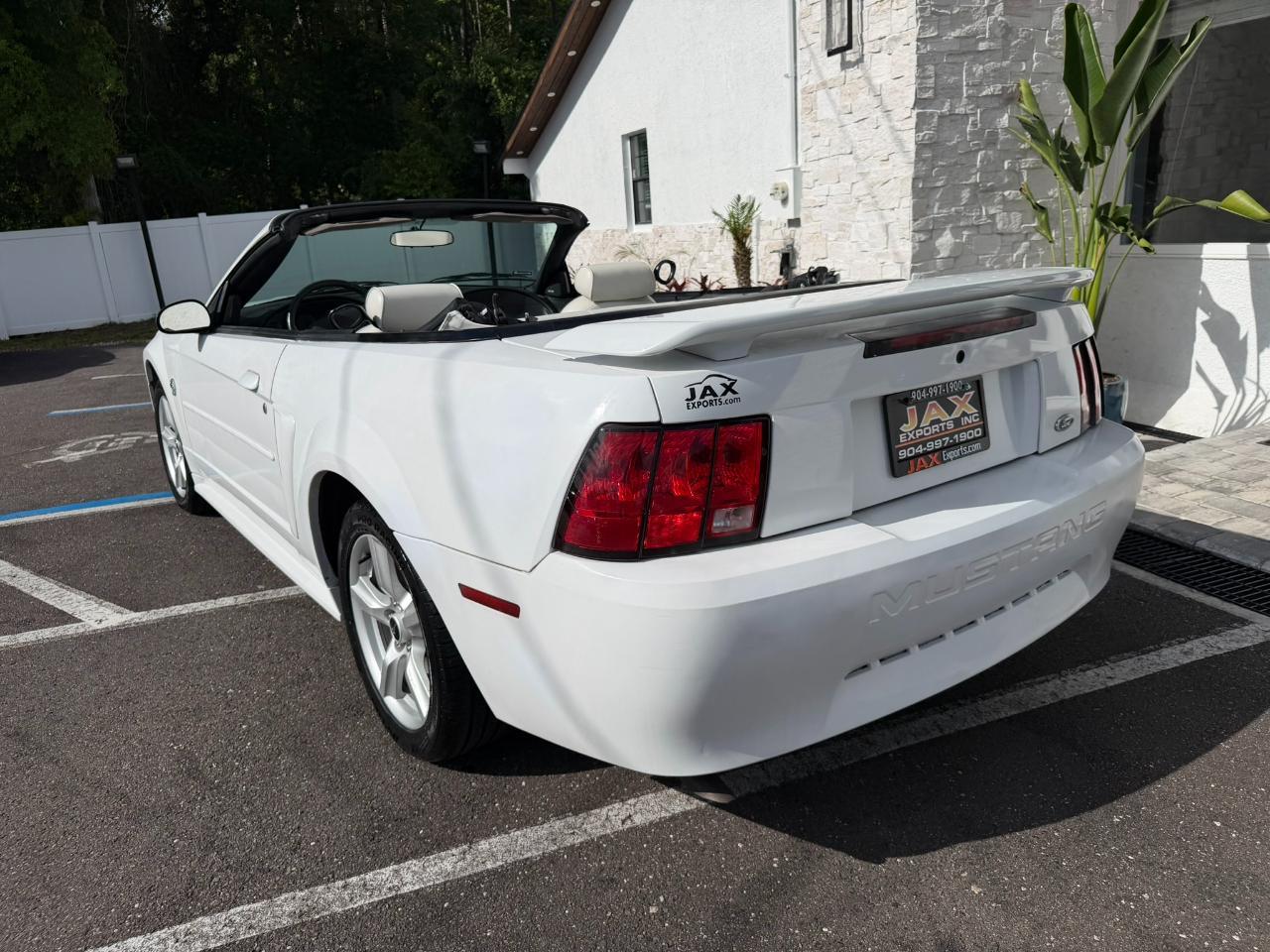 2004 Ford Mustang 2dr Conv Deluxe Jacksonville FL