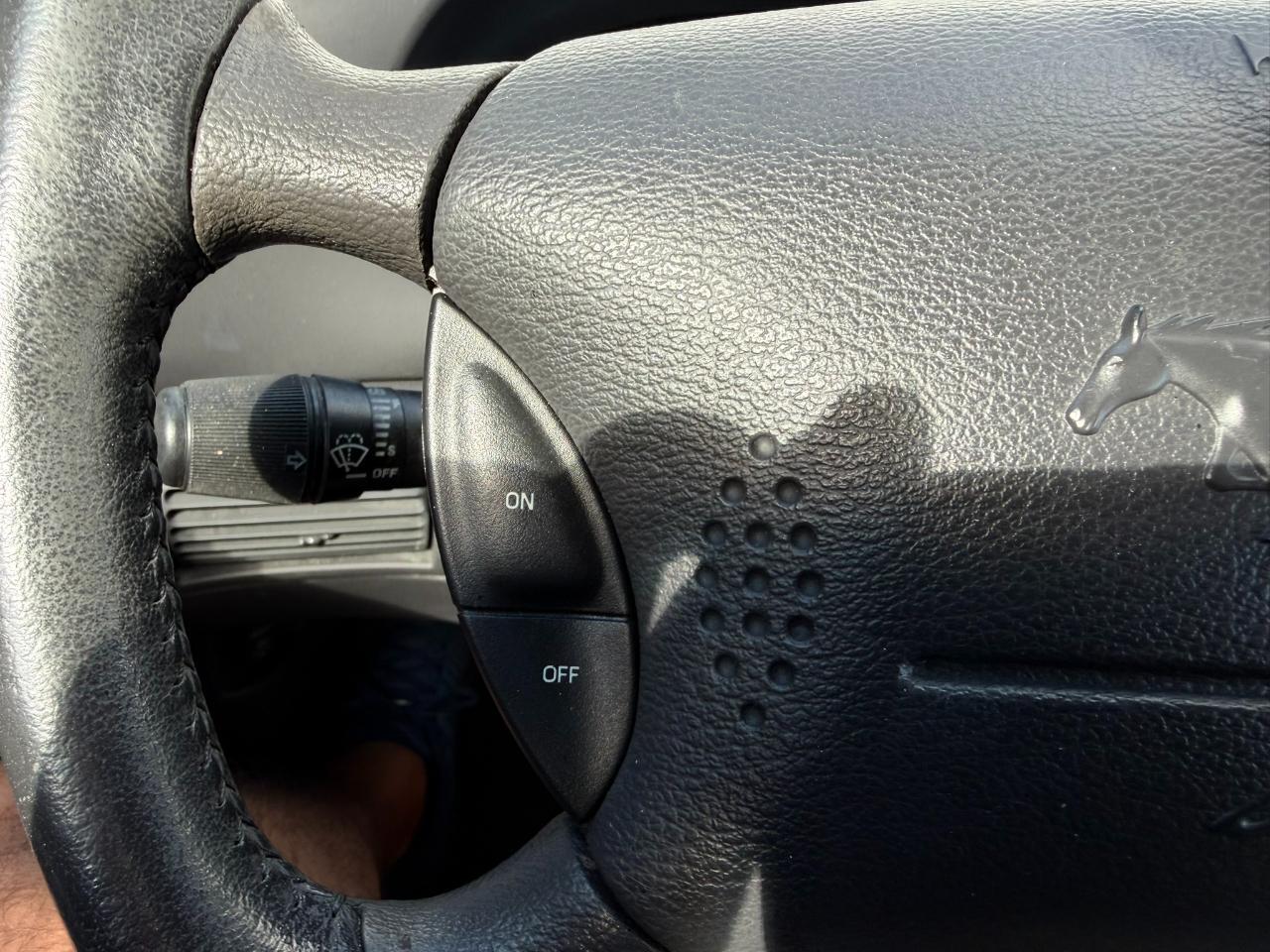 2004 Ford Mustang 2dr Conv Deluxe Jacksonville FL