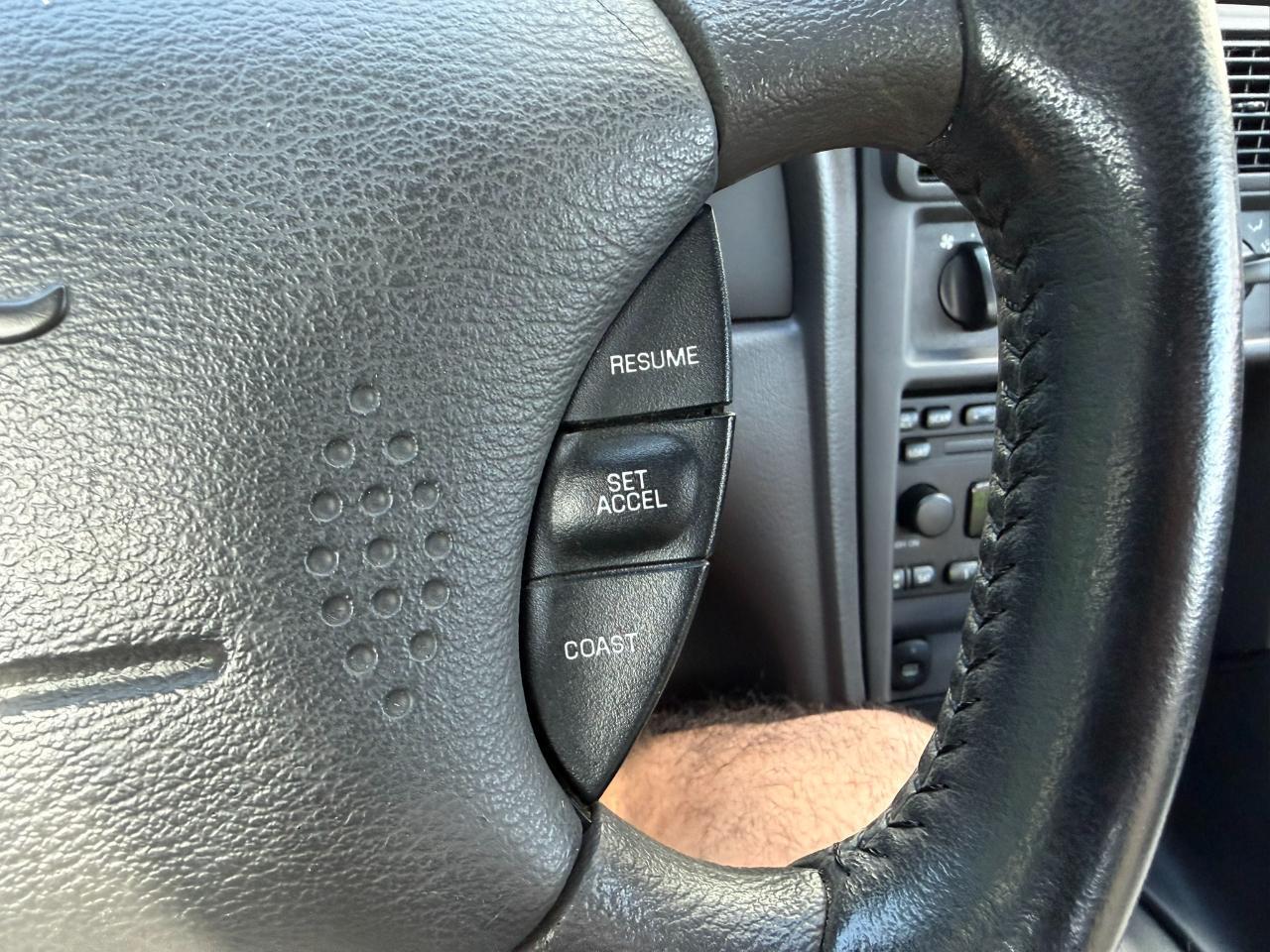 2004 Ford Mustang 2dr Conv Deluxe Jacksonville FL