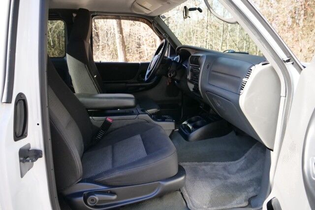 2004 Ford Ranger XLT / 4.0L V6 / Power Locks & Windows! High Point NC