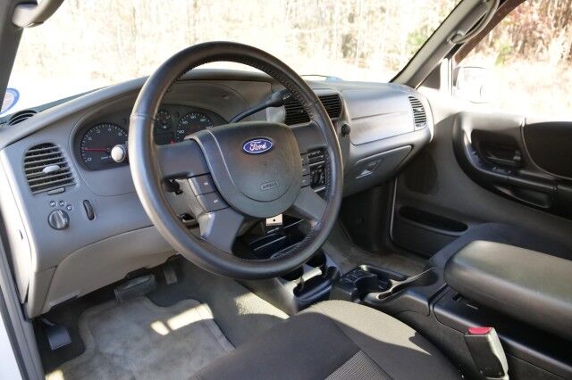 2004 Ford Ranger XLT / 4.0L V6 / Power Locks & Windows! High Point NC