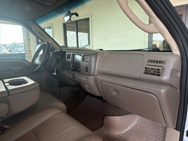 2004 Ford Super Duty F-250 Crew Cab Lariat Studded Lafayette LA