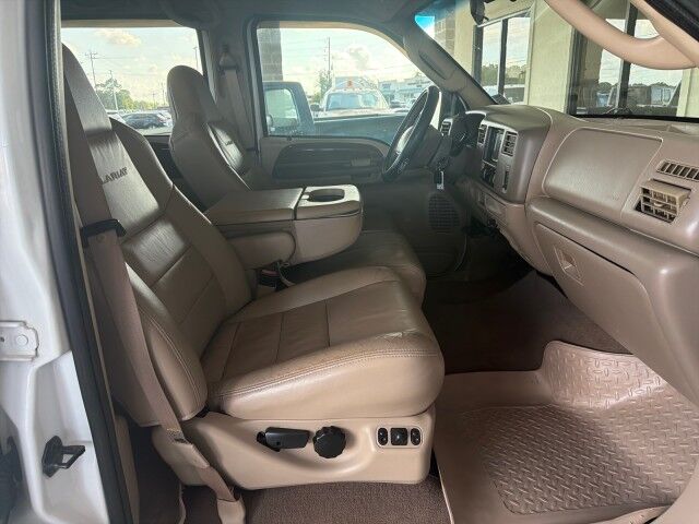 2004 Ford Super Duty F-250 Crew Cab Lariat Studded Lafayette LA