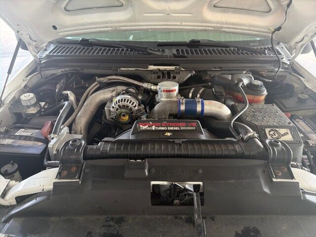 2004 Ford Super Duty F-250 Crew Cab Lariat Studded Lafayette LA