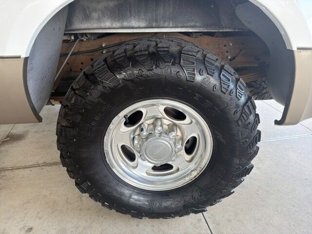 2004 Ford Super Duty F-250 Crew Cab Lariat Studded Lafayette LA