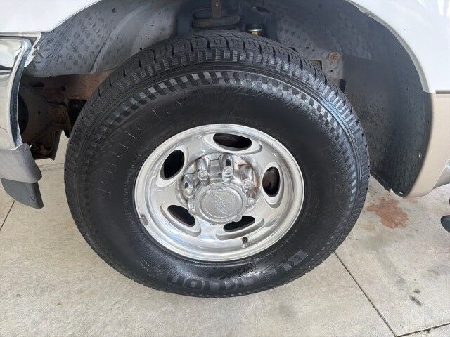 2004 Ford Super Duty F-250 Crew Cab Lariat Studded Lafayette LA