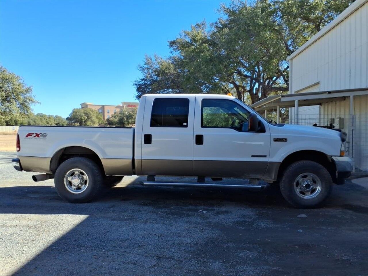 2004 Ford Super Duty F-250 Lariat