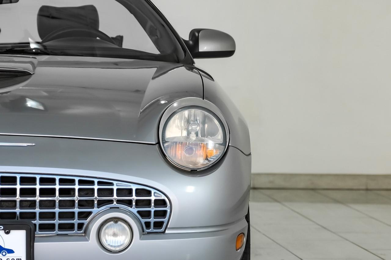 2004 Ford Thunderbird DELUXE AUTOMATIC LEATHER SEATS LEATHER STEERING WHEEL CRUISE CONTROL ALLOY Carrollton TX